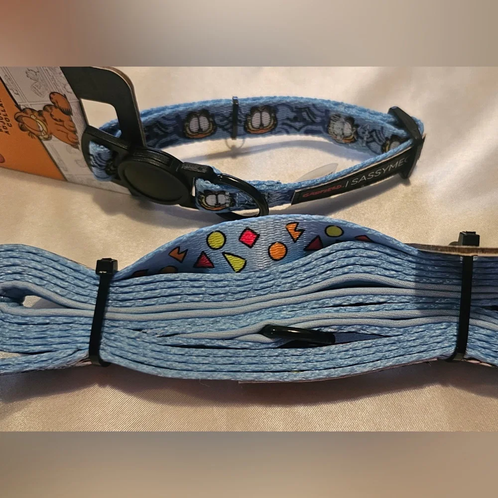 Sassy Meow Blue Garfield Cat Collar and Matching Leash (M)